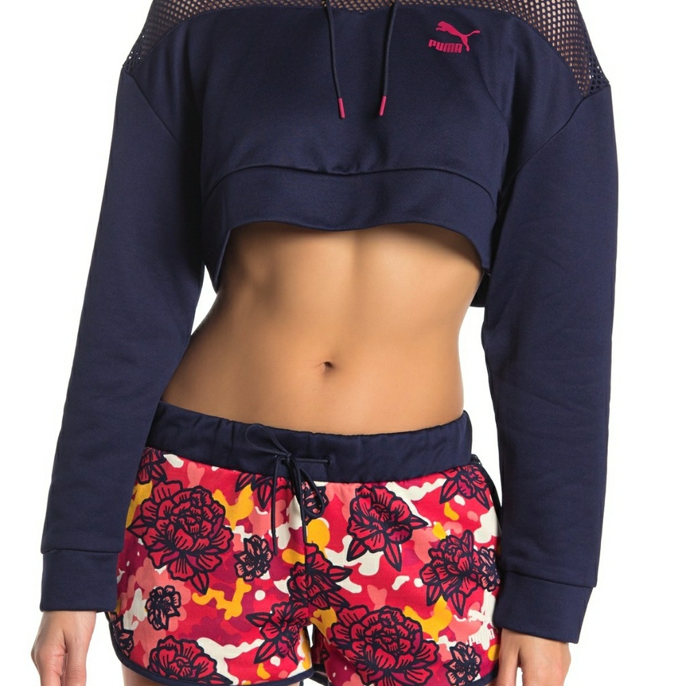 🆕Puma flower embroidered crop hoodie sweatshirt